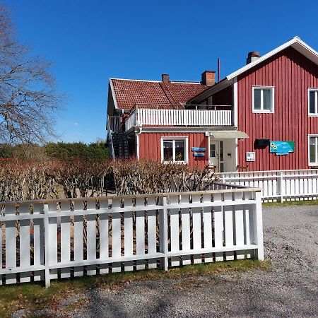 Flora Dekor Gaestgard, Lenagarden Casa de hóspedes Alingsås Exterior foto